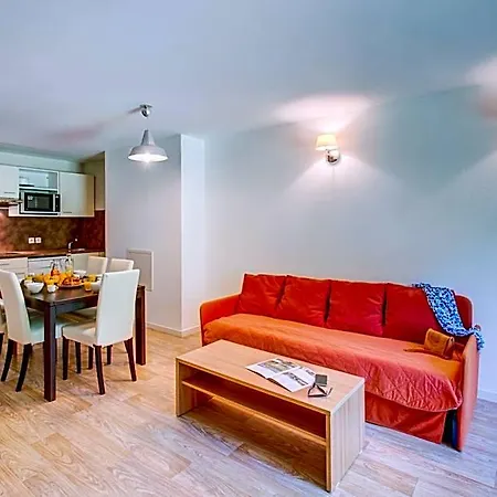 Vacanceole - Les Balcons D'aix 2* Ле-Дезерт